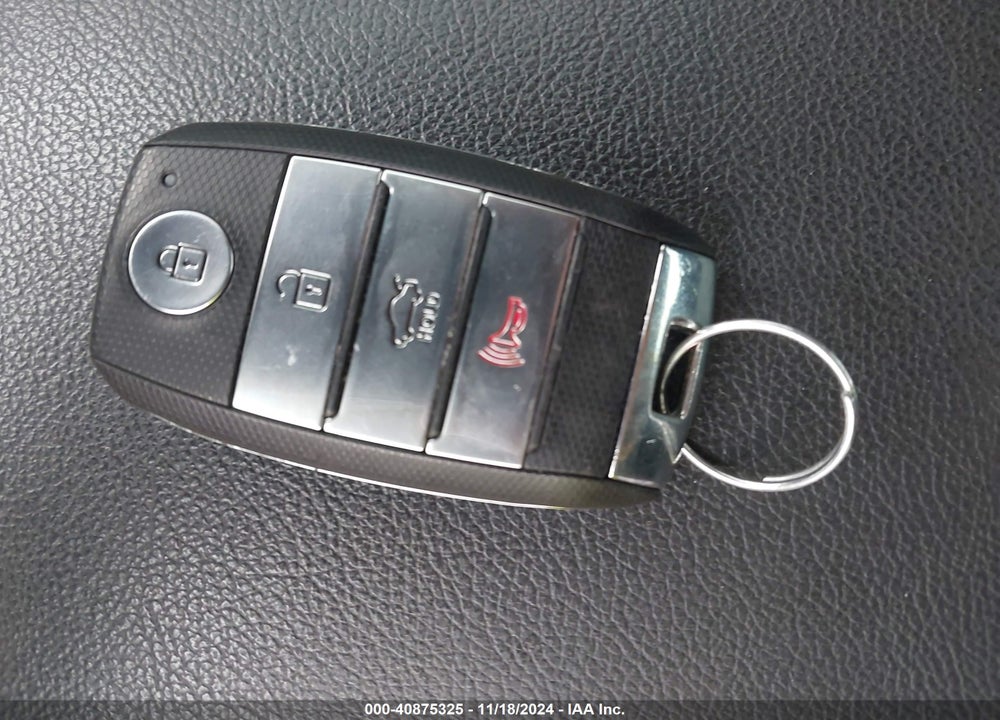2020 KIA OPTIMA EX VIN: 5XXGU4L10LG395038