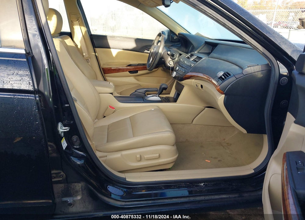2011 HONDA ACCORD 2.4 EX-L VIN: 1HGCP2F89BA119777