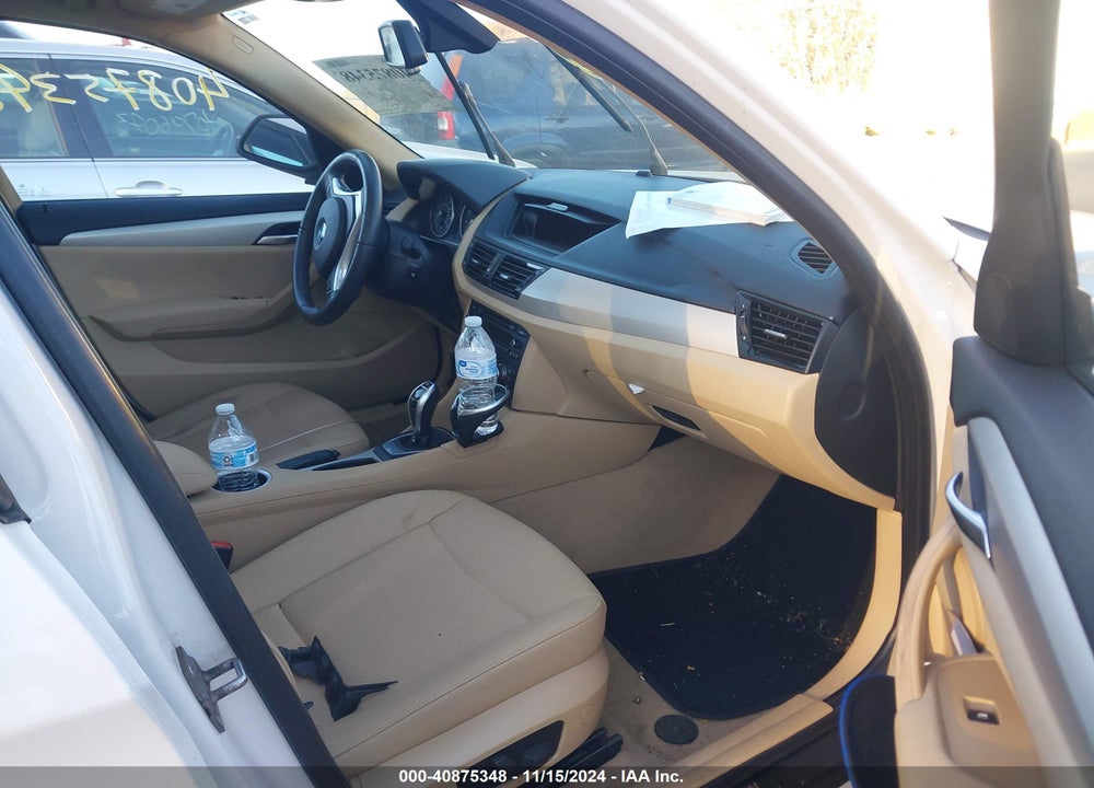 2015 BMW X1 XDRIVE28I VIN: WBAVL1C52FVY30966