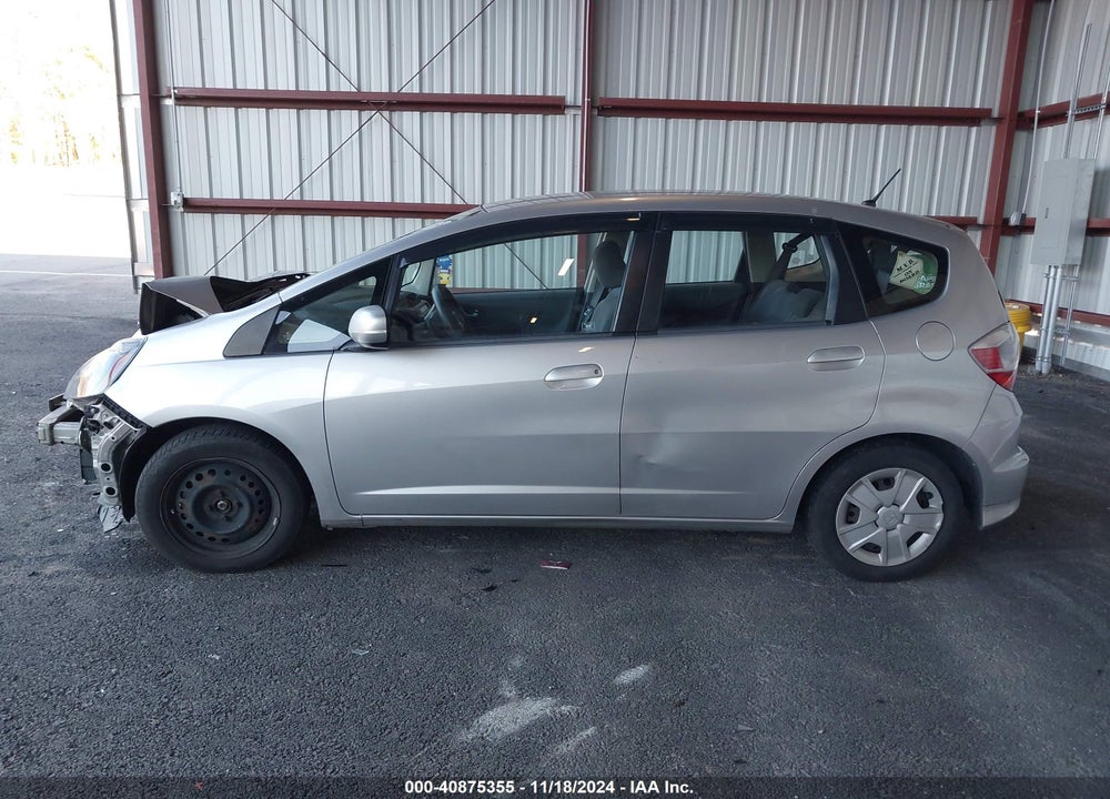2012 HONDA FIT VIN: JHMGE8H32CS003308
