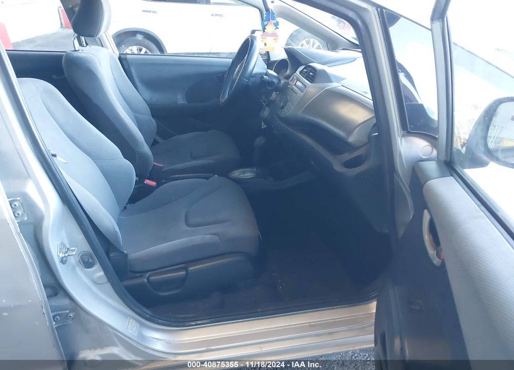 2012 HONDA FIT VIN: JHMGE8H32CS003308