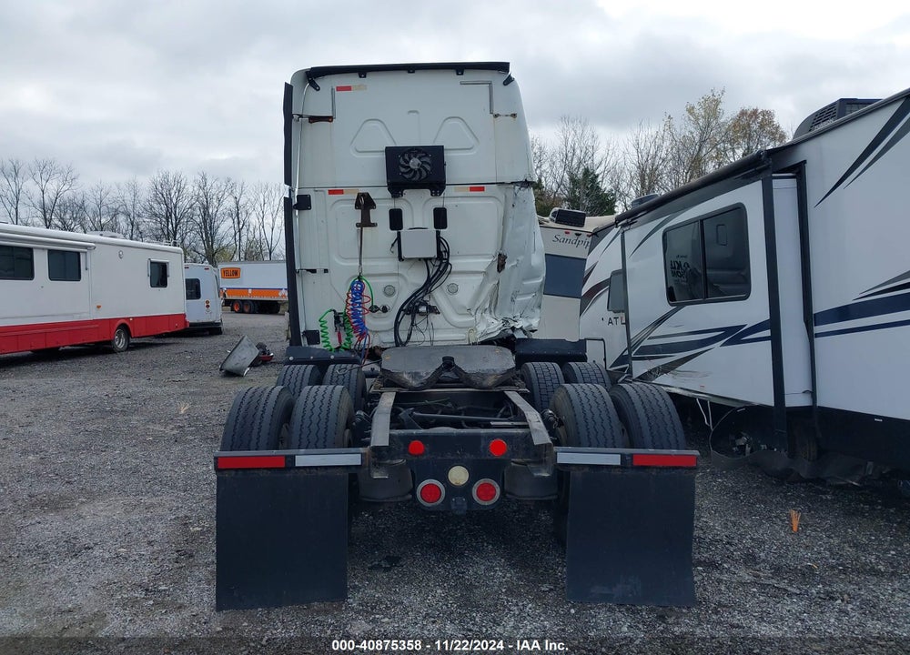 2016 FREIGHTLINER CASCADIA 125 VIN: 3AKJGLD55GSGZ8413