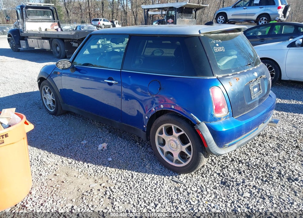 2006 MINI COOPER VIN: WMWRC33516TK66073