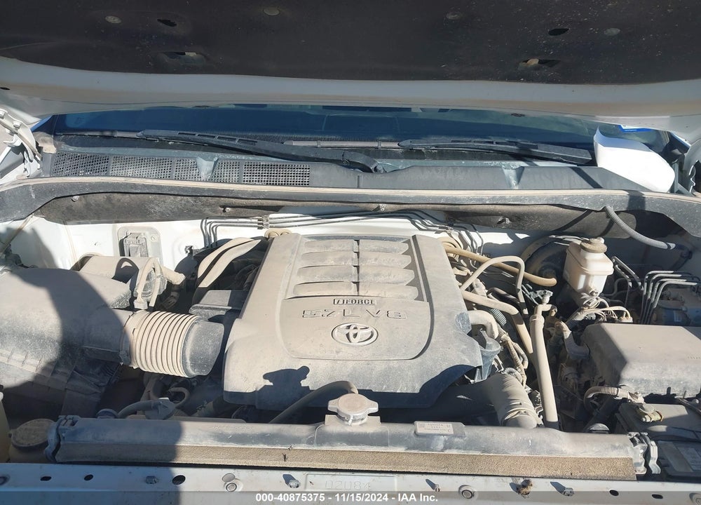 2019 TOYOTA TUNDRA SR5 5.7L V8 VIN: 5TFDW5F11KX819400