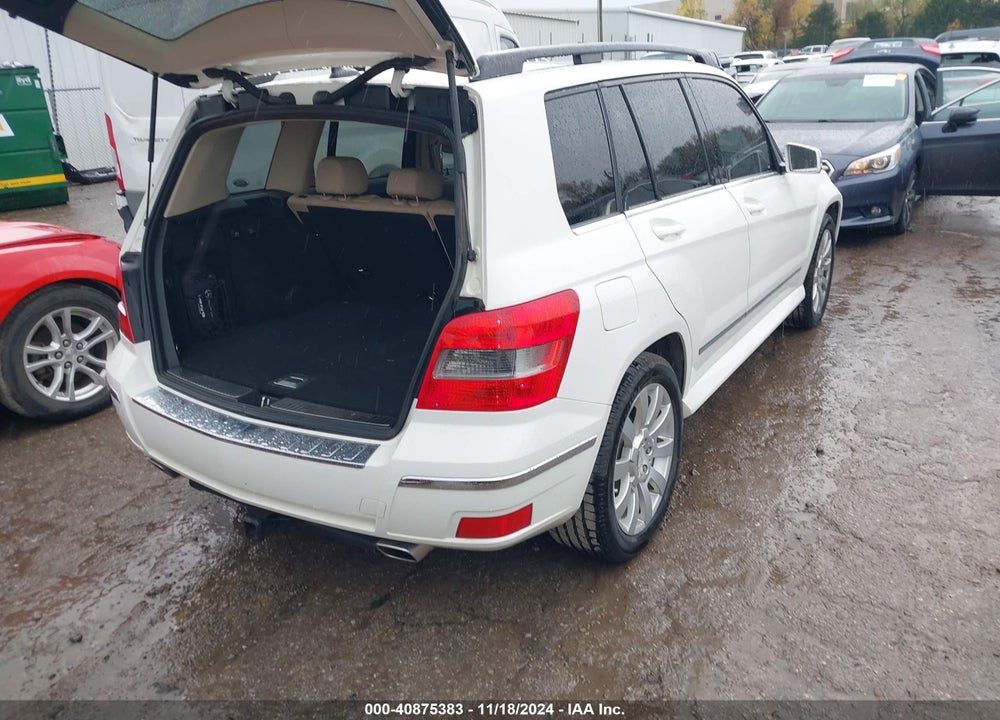 2010 MERCEDES-BENZ GLK 350 4MATIC VIN: WDCGG8HBXAF318411