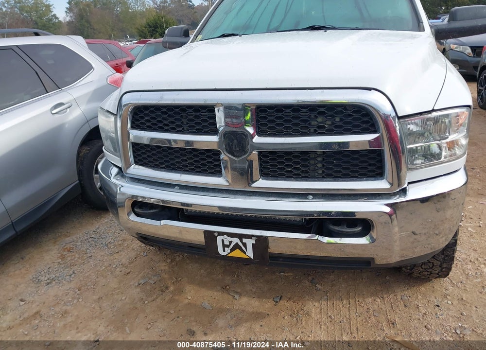 2018 RAM 3500 TRADESMAN  4X4 8' BOX VIN: 3C63RRGLXJG361215