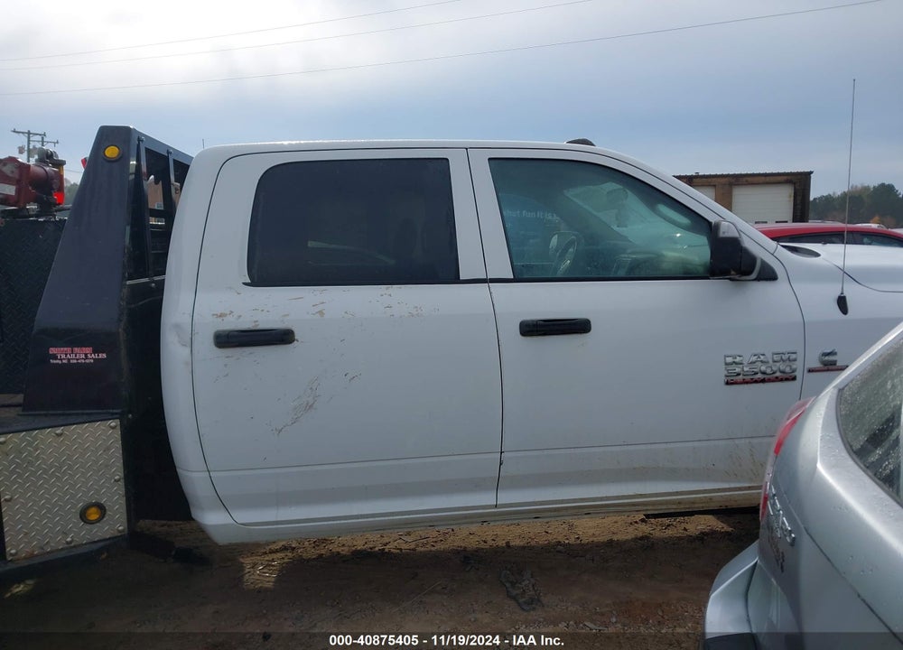 2018 RAM 3500 TRADESMAN  4X4 8' BOX VIN: 3C63RRGLXJG361215