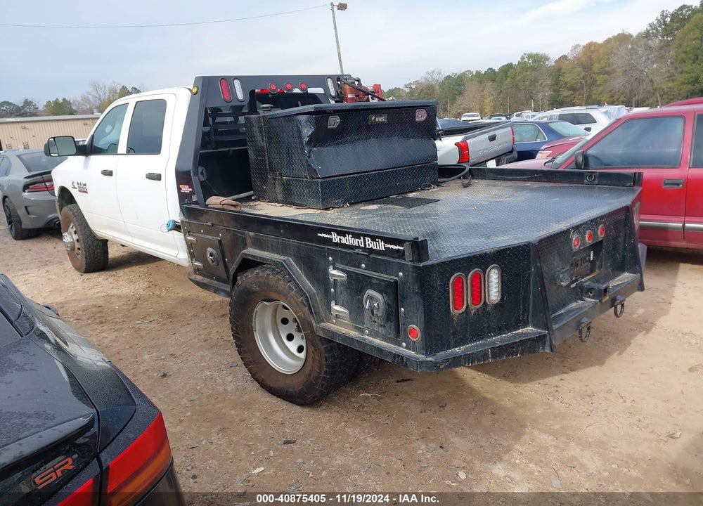 2018 RAM 3500 TRADESMAN  4X4 8' BOX VIN: 3C63RRGLXJG361215