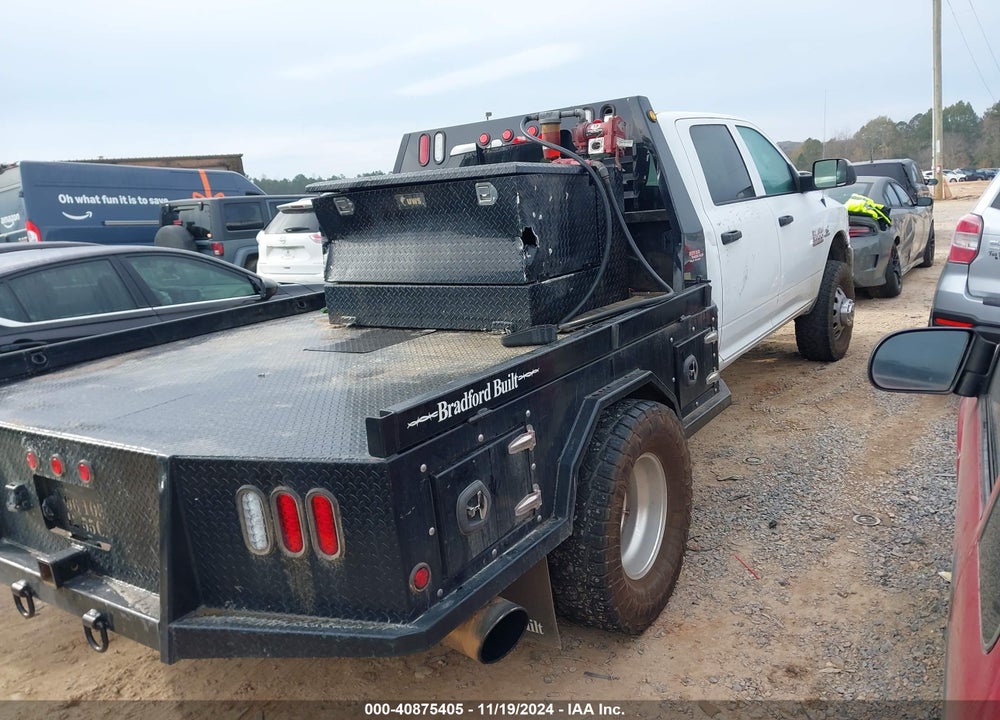 2018 RAM 3500 TRADESMAN  4X4 8' BOX VIN: 3C63RRGLXJG361215