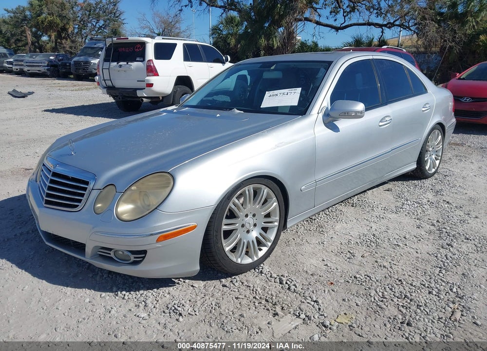 2007 MERCEDES-BENZ E 550 VIN: WDBUF72X17B030737