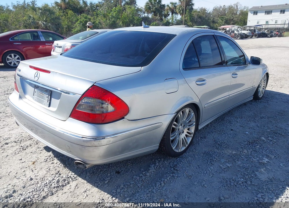 2007 MERCEDES-BENZ E 550 VIN: WDBUF72X17B030737