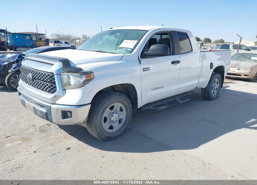 2018 TOYOTA TUNDRA SR5 5.7L V8 VIN: 5TFUW5F16JX766739