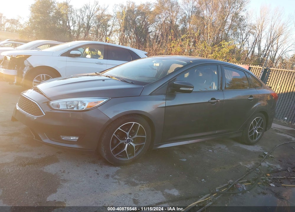 2015 FORD FOCUS SE VIN: 1FADP3F21FL210577