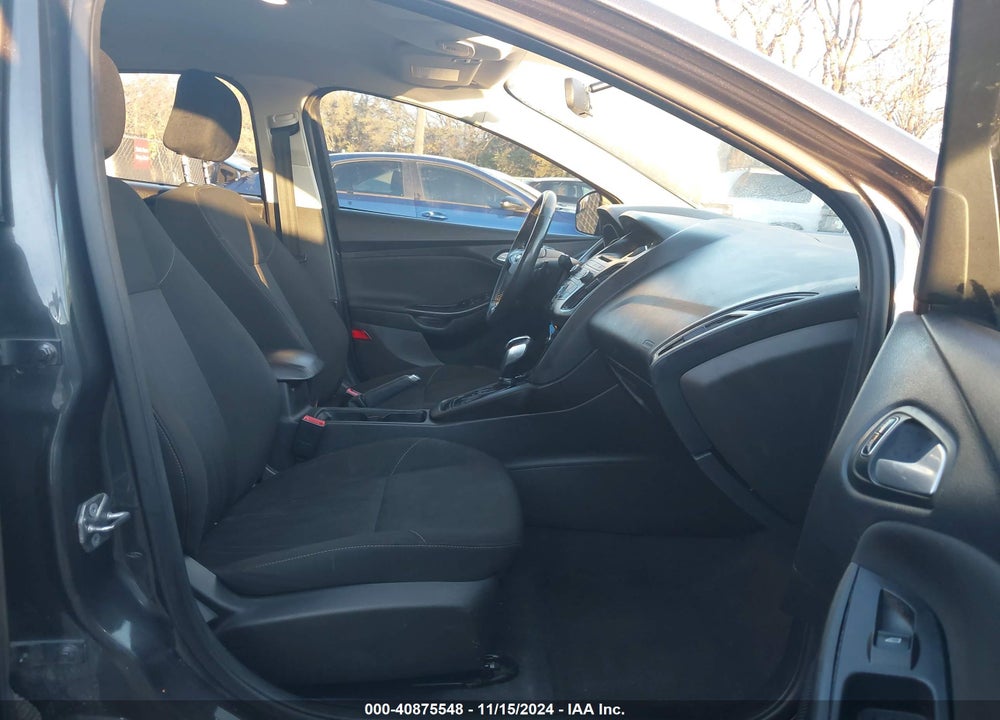 2015 FORD FOCUS SE VIN: 1FADP3F21FL210577