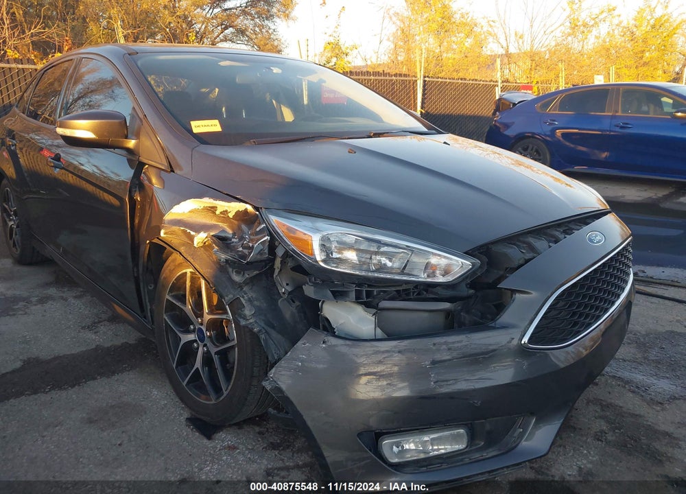 2015 FORD FOCUS SE VIN: 1FADP3F21FL210577