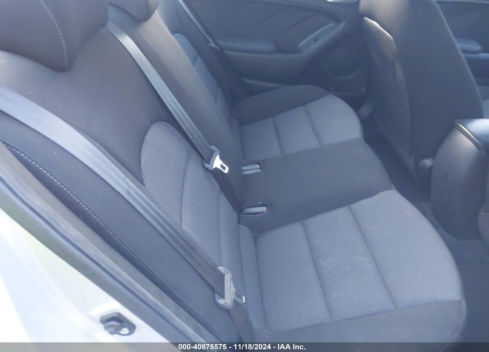 2017 KIA FORTE LX VIN: 3KPFK4A76HE017377