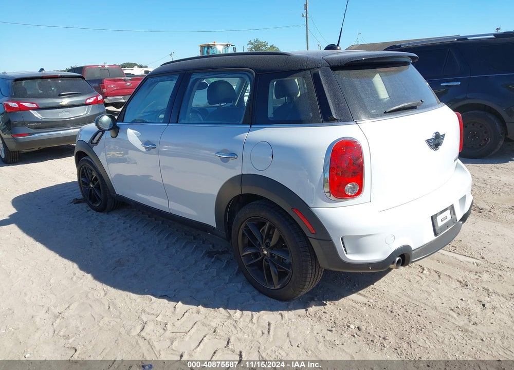 2013 MINI COUNTRYMAN COOPER S VIN: WMWZC3C52DWM28496