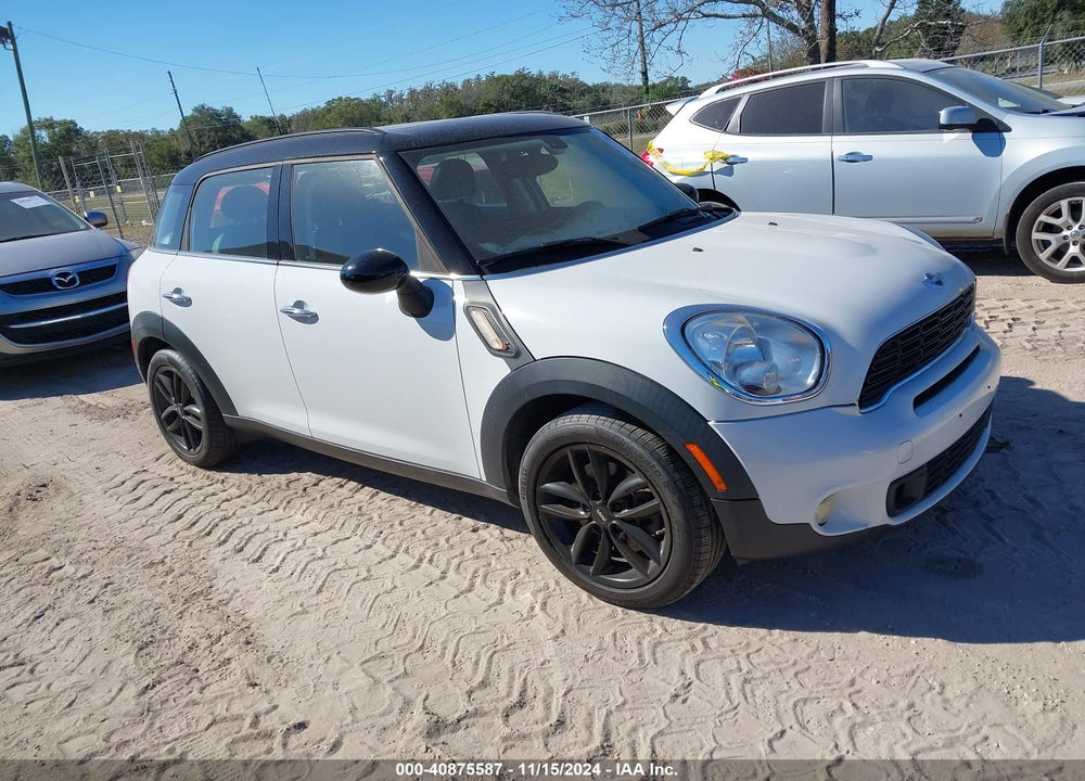 2013 MINI COUNTRYMAN COOPER S VIN: WMWZC3C52DWM28496