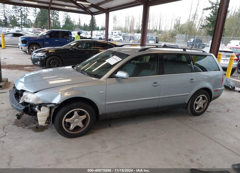 2003 VOLKSWAGEN PASSAT GL VIN: WVWND63B23E210911