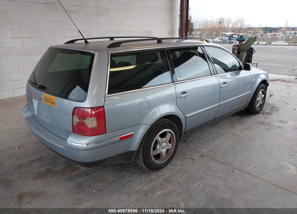 2003 VOLKSWAGEN PASSAT GL VIN: WVWND63B23E210911