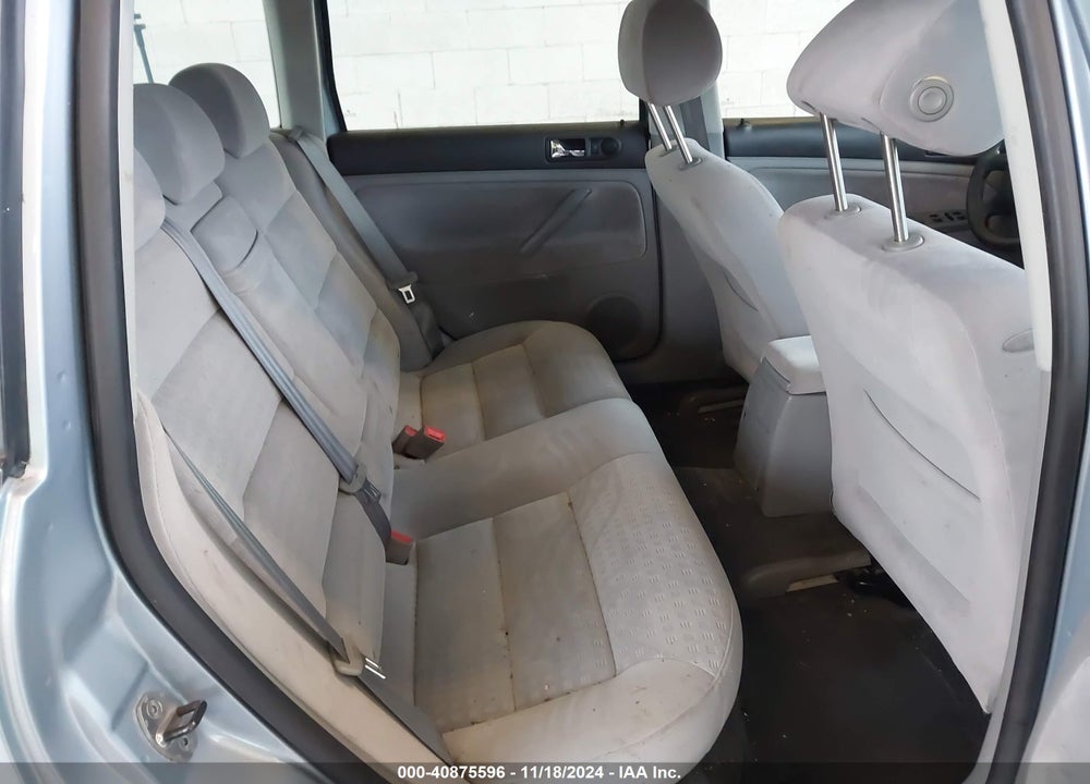 2003 VOLKSWAGEN PASSAT GL VIN: WVWND63B23E210911