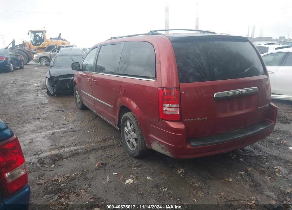 2010 CHRYSLER TOWN & COUNTRY TOURING VIN: 2A4RR5D16AR137880
