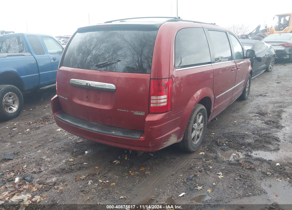 2010 CHRYSLER TOWN & COUNTRY TOURING VIN: 2A4RR5D16AR137880