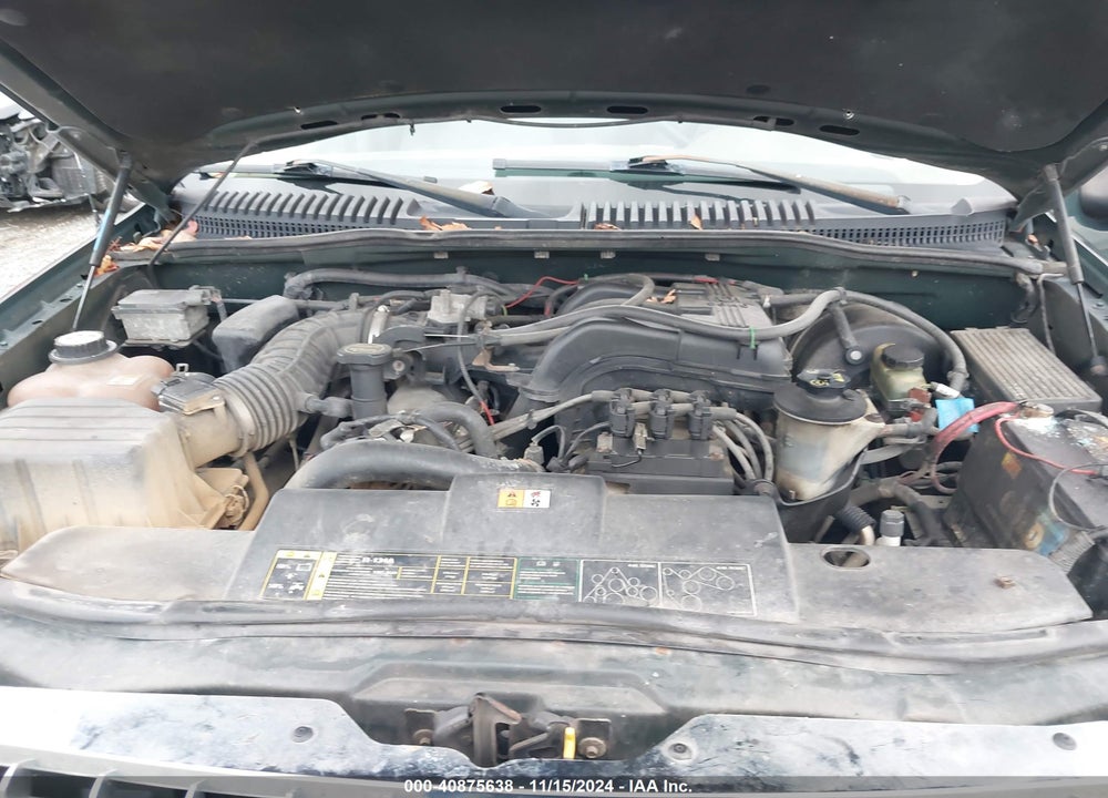 2002 FORD EXPLORER XLS VIN: 1FMZU72E82UA30285
