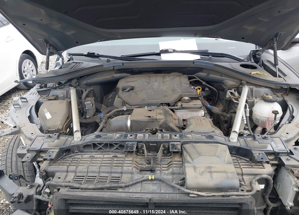 2022 GENESIS GV70 2.5T AWD VIN: KMUMADTB2NU047983