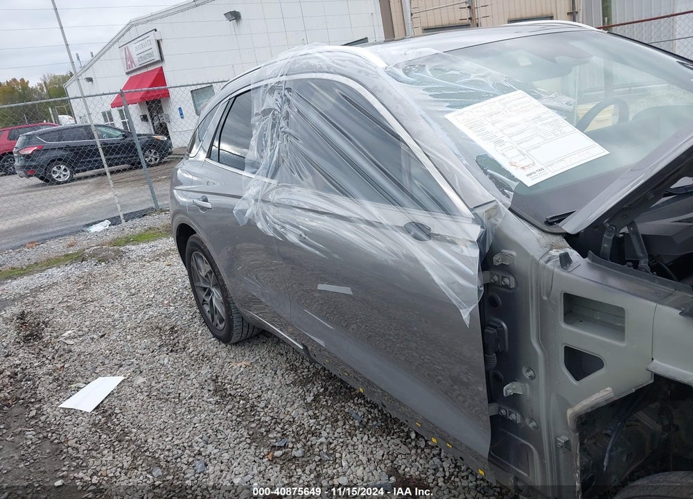 2022 GENESIS GV70 2.5T AWD VIN: KMUMADTB2NU047983