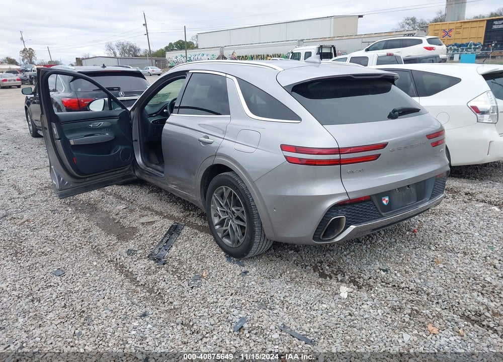 2022 GENESIS GV70 2.5T AWD VIN: KMUMADTB2NU047983