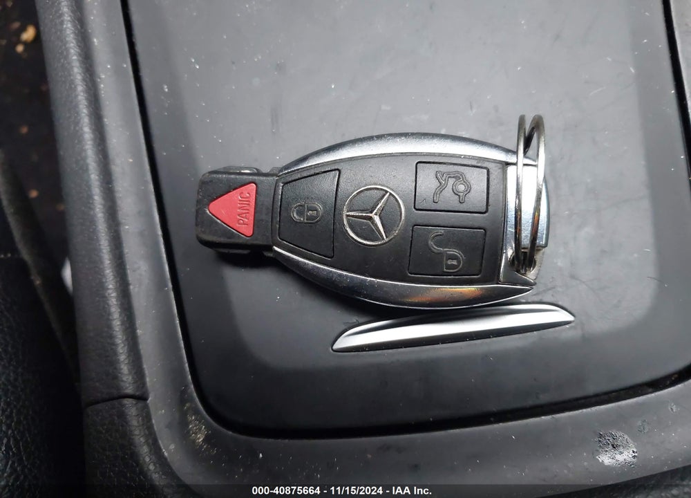 2015 MERCEDES-BENZ GLA 250 4MATIC VIN: WDCTG4GB0FJ031396