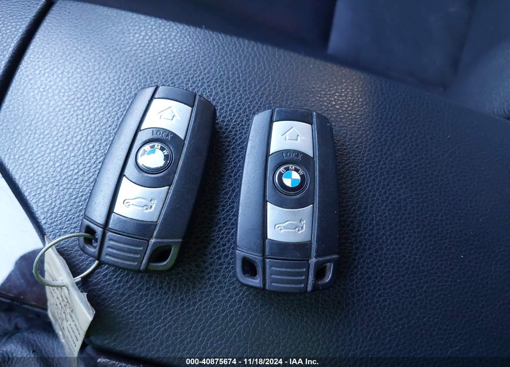 2007 BMW 530XI VIN: WBANF73547CC35157
