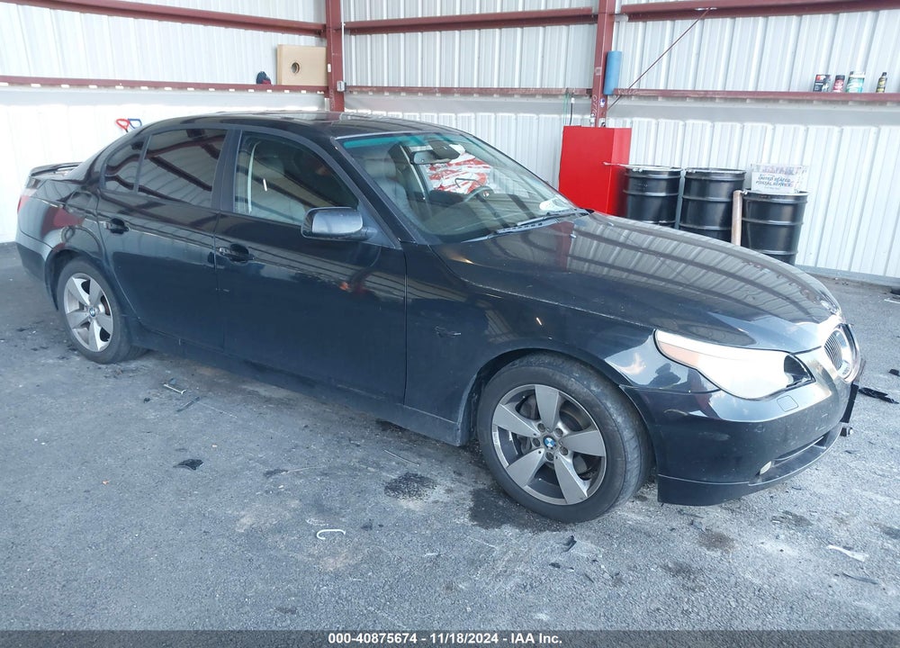 2007 BMW 530XI VIN: WBANF73547CC35157