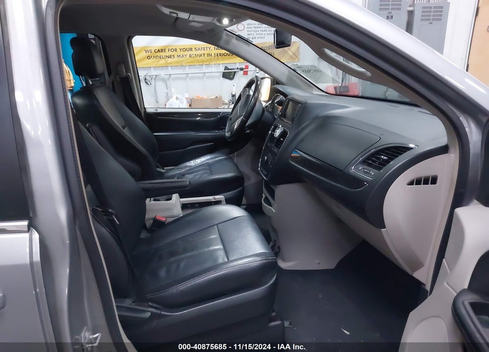 2015 CHRYSLER TOWN & COUNTRY TOURING VIN: 2C4RC1BGXFR715283