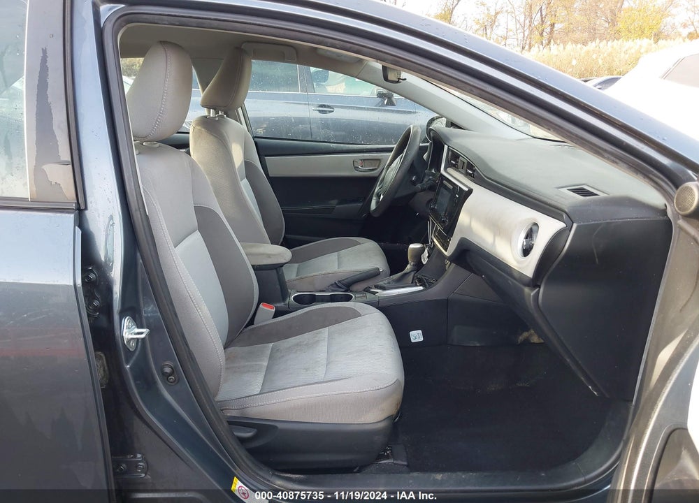2017 TOYOTA COROLLA LE VIN: 2T1BURHE7HC951542