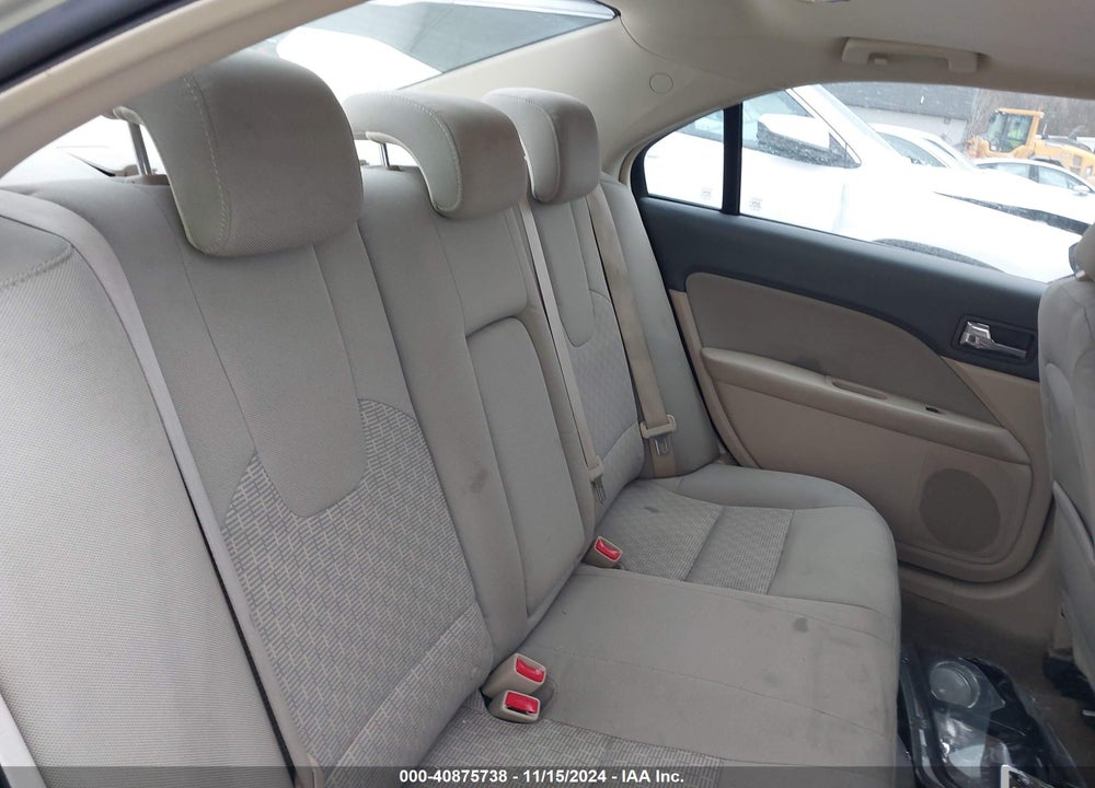 2010 FORD FUSION SE VIN: 3FAHP0HA9AR359804