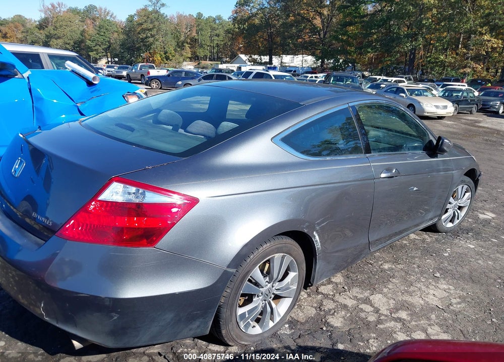 2010 HONDA ACCORD VIN: 1HGCS1B30AA006138