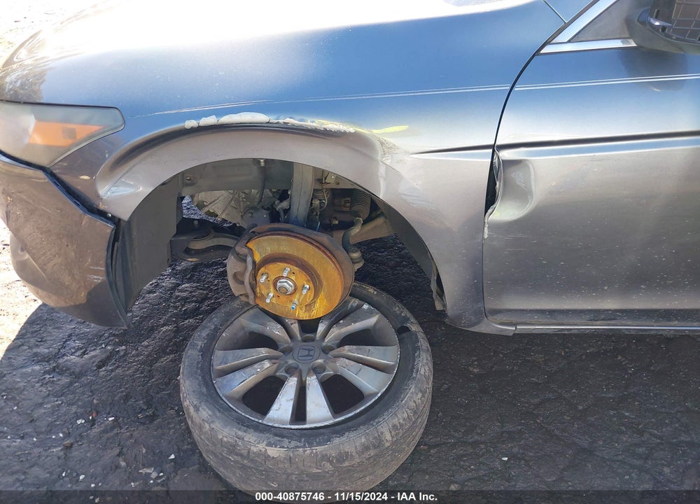 2010 HONDA ACCORD VIN: 1HGCS1B30AA006138