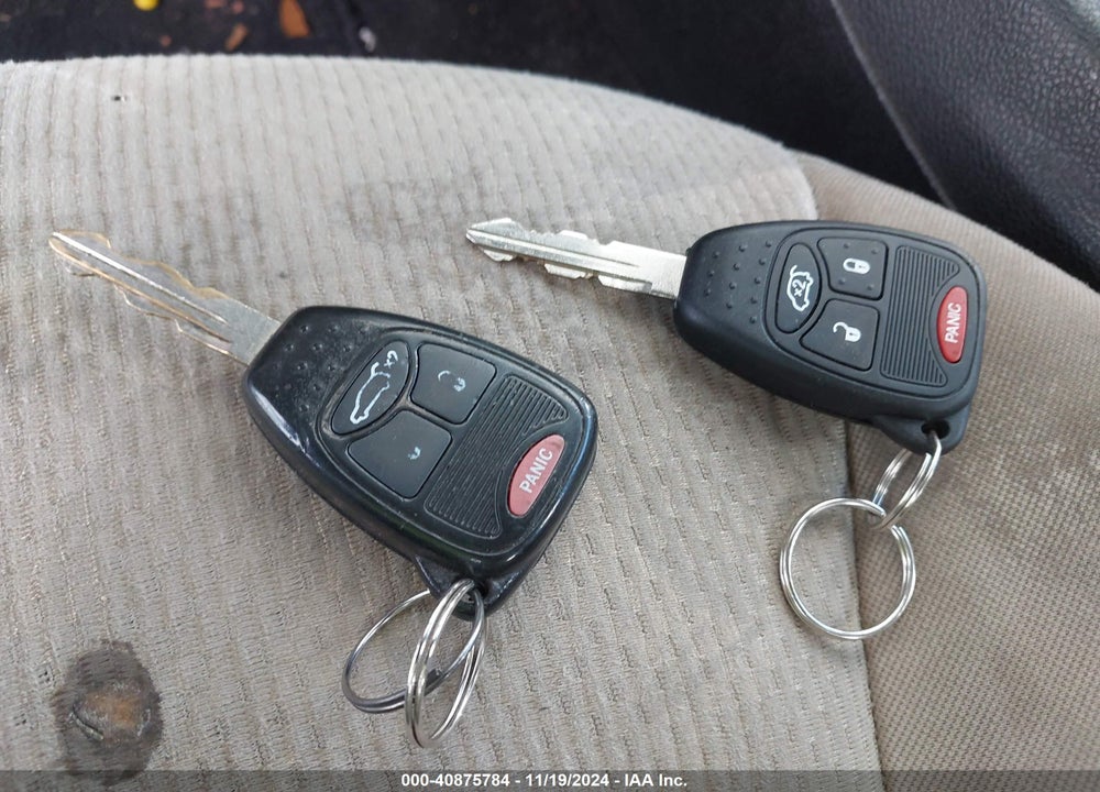 2012 CHRYSLER 200 TOURING VIN: 1C3CCBBB3CN130820