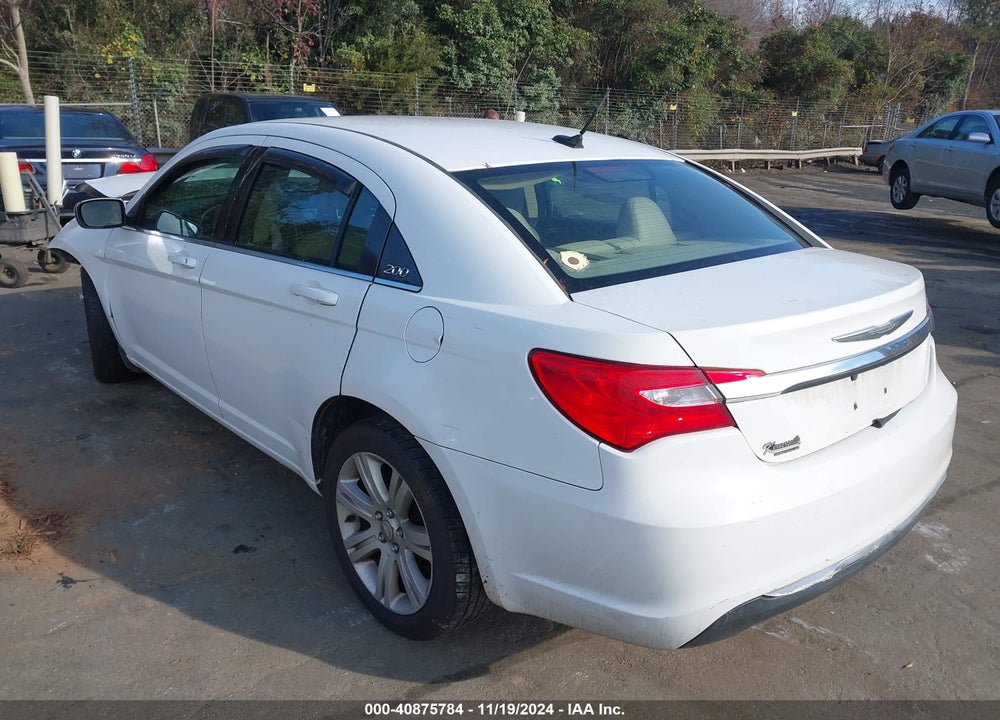 2012 CHRYSLER 200 TOURING VIN: 1C3CCBBB3CN130820