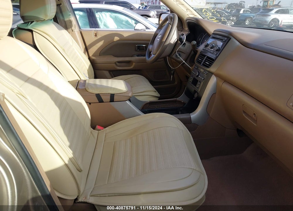 2008 HONDA PILOT EX-L VIN: 5FNYF28518B025886