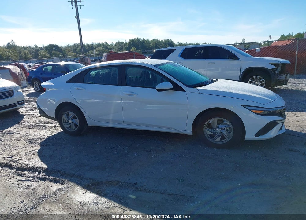 2024 HYUNDAI ELANTRA SE VIN: KMHLL4DG5RU832633