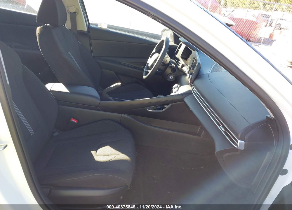 2024 HYUNDAI ELANTRA SE VIN: KMHLL4DG5RU832633