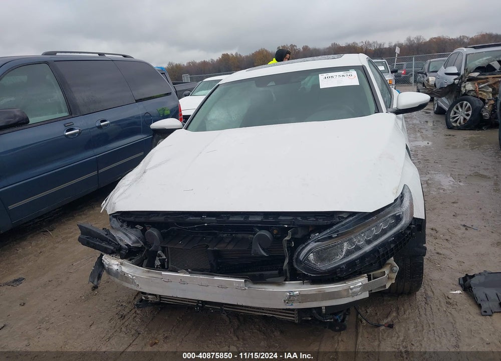2018 HONDA ACCORD EX-L VIN: 1HGCV1F60JA105859