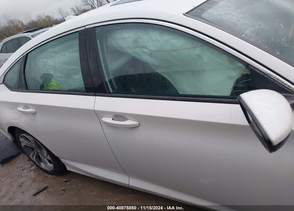 2018 HONDA ACCORD EX-L VIN: 1HGCV1F60JA105859
