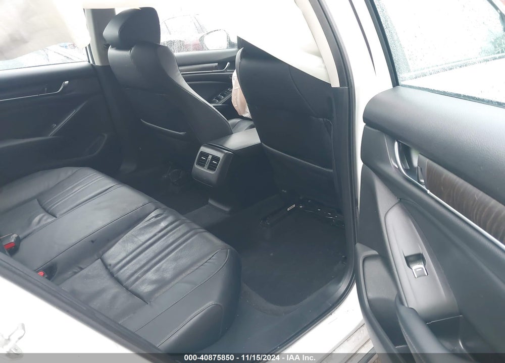 2018 HONDA ACCORD EX-L VIN: 1HGCV1F60JA105859