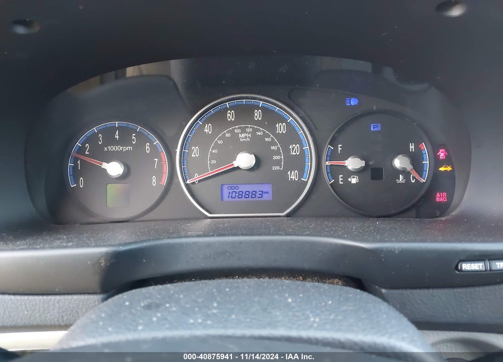 2007 HYUNDAI SANTA FE GLS VIN: 5NMSG73D17H105183
