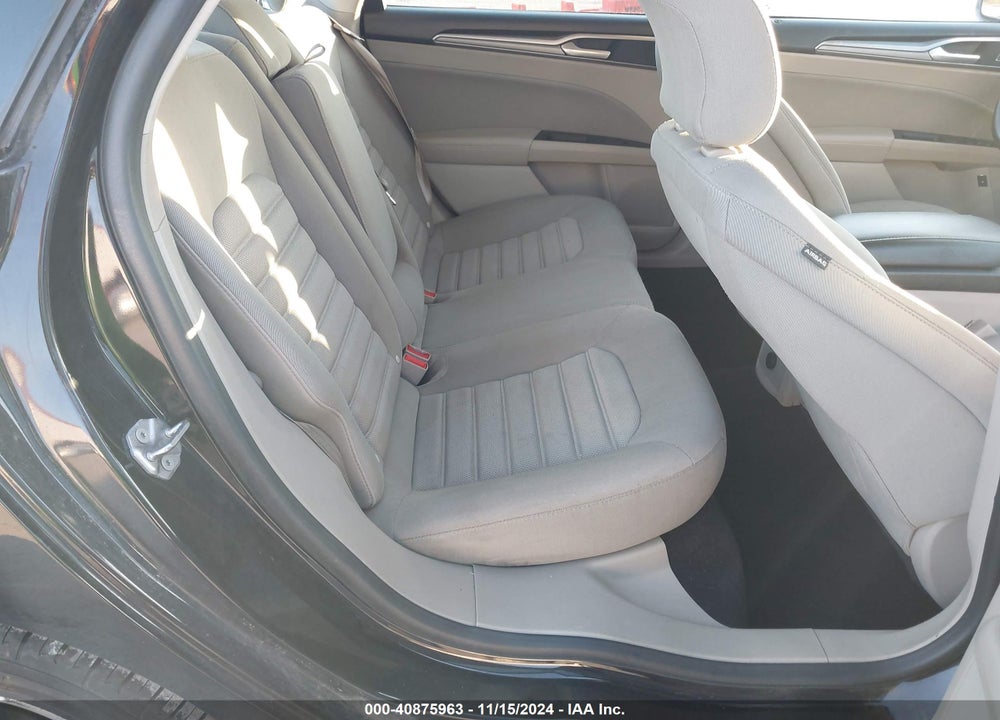 2019 FORD FUSION HYBRID SE VIN: 3FA6P0LUXKR222672