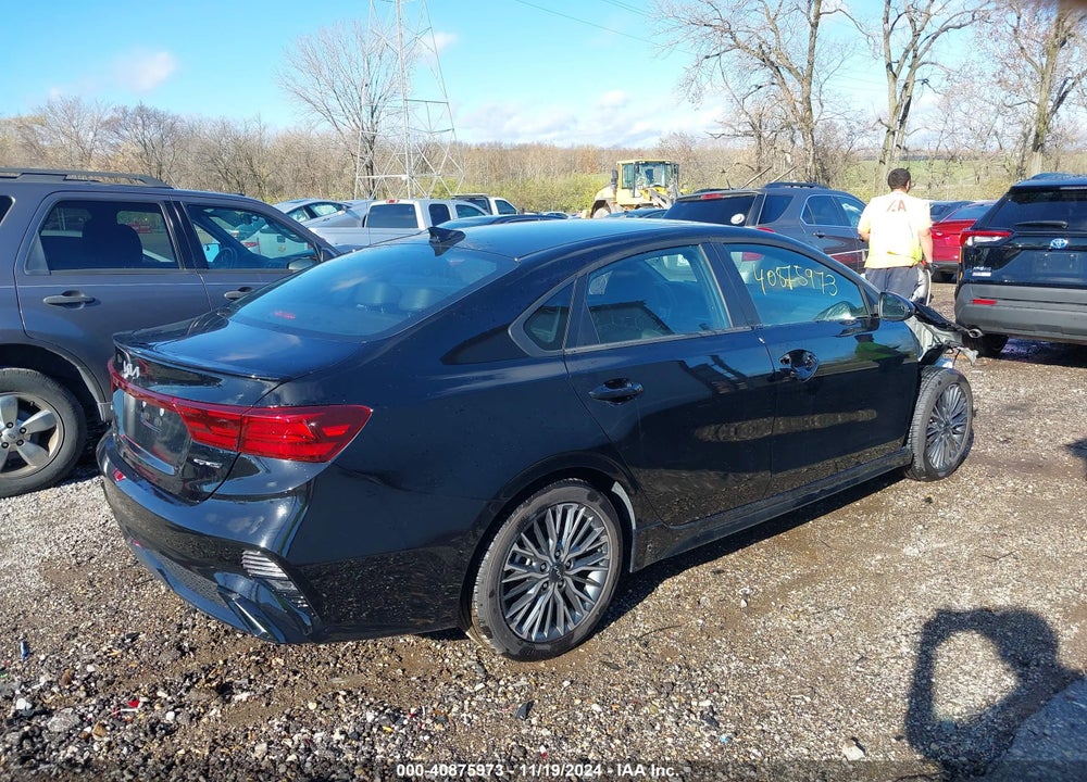 2023 KIA FORTE GT LINE VIN: 3KPF54AD9PE650841
